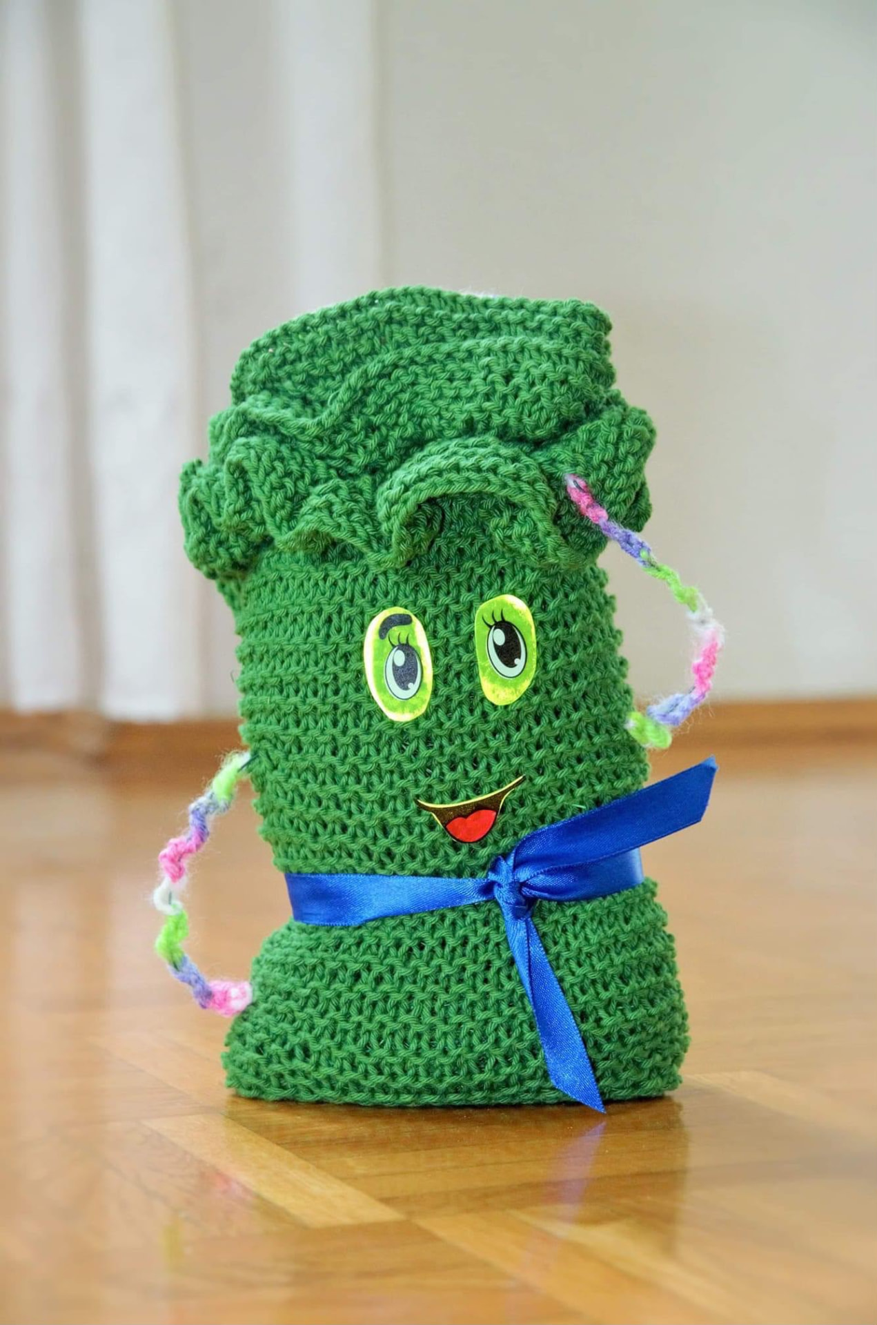 Die Herr-Broccoli-Puppe